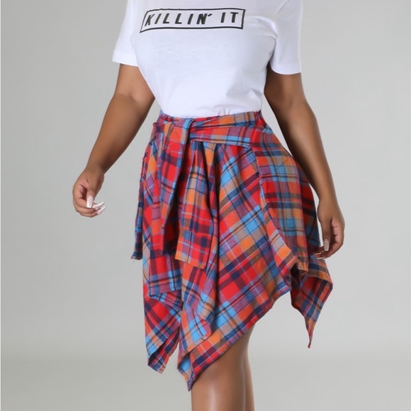 Plaid, asymmetrical skirt - Picture 4 of 5